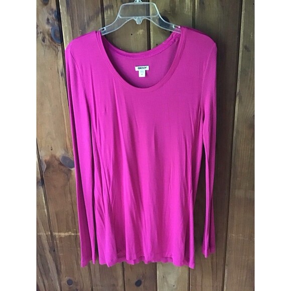 DKNY Sweater Magenta Pink Size M Long Sleeve Round Neck Ribbed Knit - Picture 1 of 8